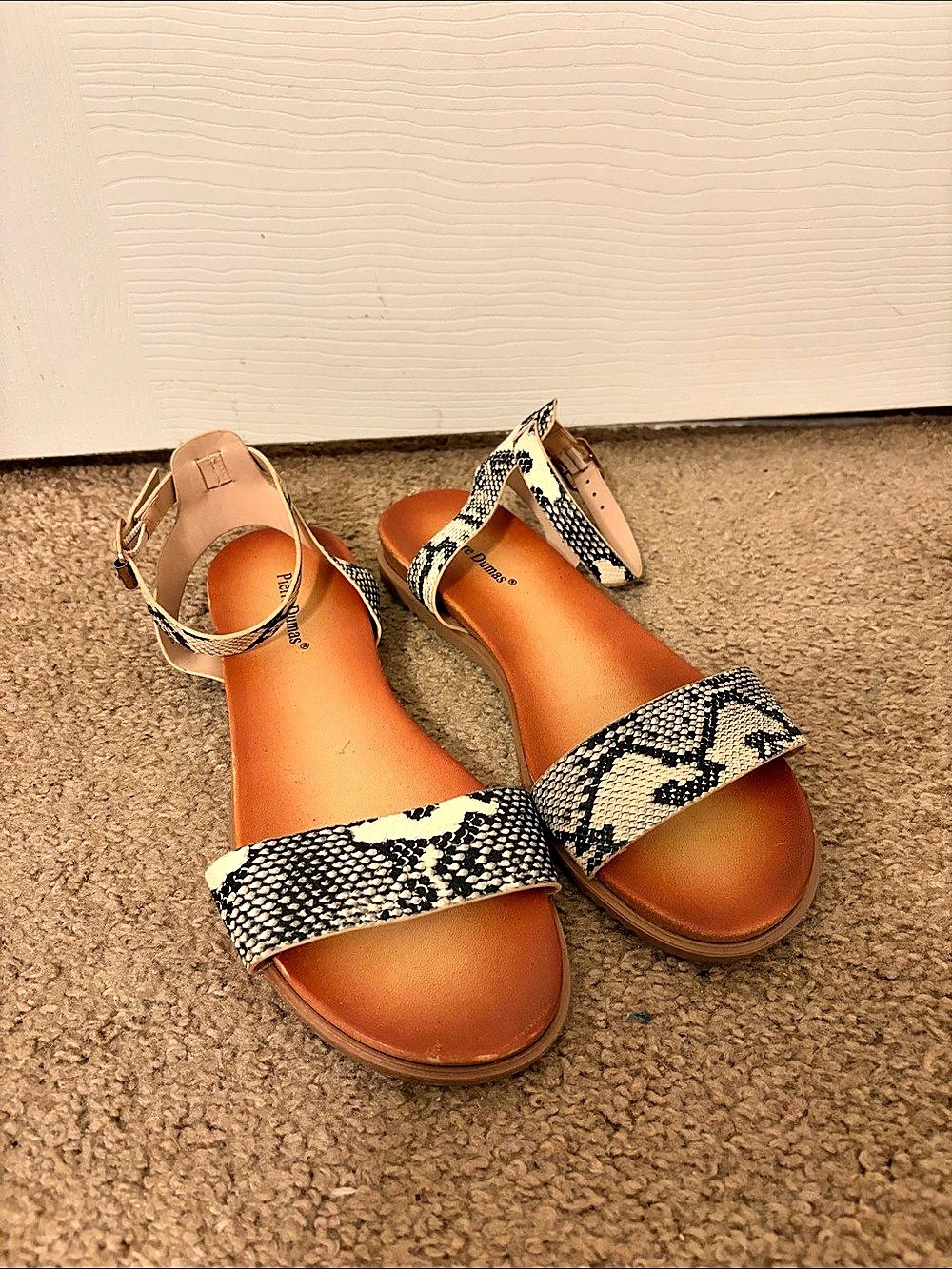 Pierre Dumas Women's Snake Skin Sandals Brown & Black US 8